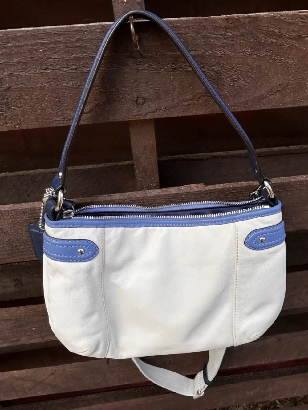 Coach Daisy Spectator ivory blue leather crossbody shoulder purse